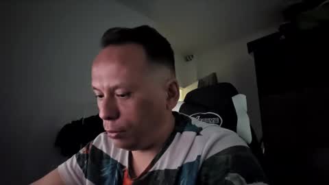 Axel online show from March 9, 9:02 am