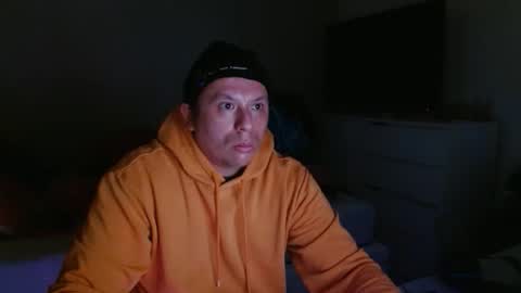 Axel online show from February 22, 2:04 pm