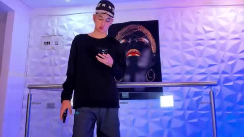 Stiven  brendan online show from October 1, 6:30 am