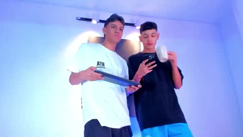 Stiven  brendan online show from October 22, 2:56 am