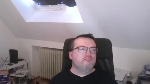 Oliver online show from April 2, 5:49 am