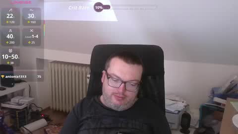 Snapshot of still_alive1985 chatting on April 22, 6:05 am Oliver online show from April 22, 6:05 am