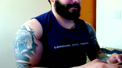 stiven253958 online show from June 14, 5:15 pm