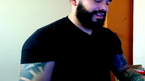 stiven253958 online show from June 30, 3:46 pm