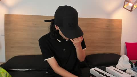 stivenbenet1 online show from December 9, 2:17 pm