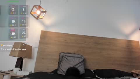 stivenbenet1 online show from January 8, 6:52 pm