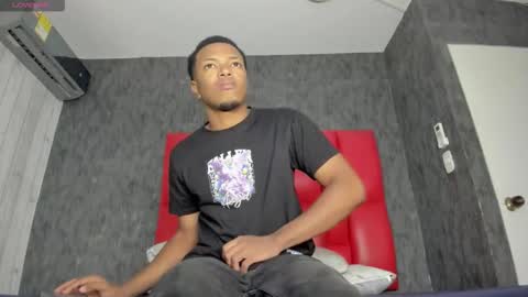 S T I V E N online show from February 5, 3:44 am