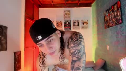 Snapshot of stivens_muscle chatting on October 22, 6:07 pm stivens_muscle online show from October 22, 6:07 pm
