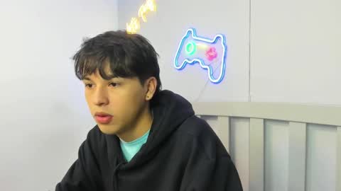 Stiwen online show from September 30, 1:38 pm