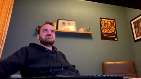 Snapshot of stonednboner chatting on December 2, 5:59 pm Stonerboner online show from December 2, 5:59 pm