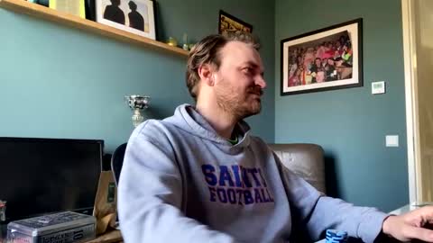 Snapshot of stonednboner chatting on March 2, 12:32 pm Stonerboner online show from March 2, 12:32 pm