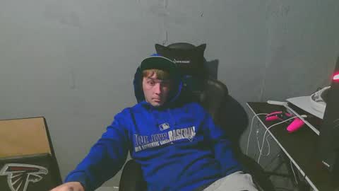 Snapshot of stonedpanda77 chatting on December 8, 5:50 am stonedpanda77 online show from December 8, 5:50 am