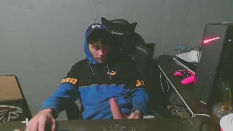 Snapshot of stonedpanda77 chatting on January 3, 3:38 am stonedpanda77 online show from January 3, 3:38 am