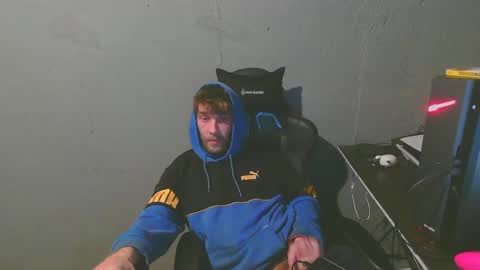 Snapshot of stonedpanda77 chatting on January 14, 4:47 am stonedpanda77 online show from January 14, 4:47 am