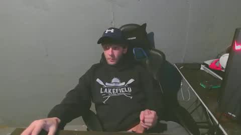 Snapshot of stonedpanda77 chatting on February 1, 7:05 am stonedpanda77 online show from February 1, 7:05 am