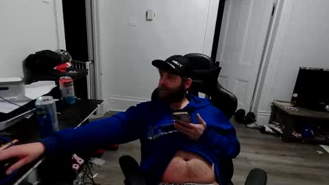 Snapshot of stonedpanda77 chatting on February 6, 2:38 am stonedpanda77 online show from February 6, 2:38 am