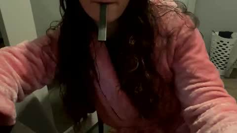 stonedpenguins online show from May 4, 3:35 am