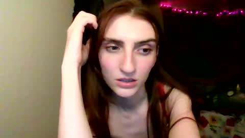 stonedtranny69 online show from January 15, 2:06 am