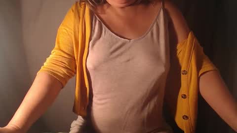 Snapshot of stonenipple chatting on September 28, 2:50 am stonenipple online show from September 28, 2:50 am