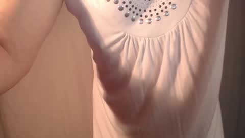 Snapshot of stonenipple chatting on October 1, 1:11 am stonenipple online show from October 1, 1:11 am