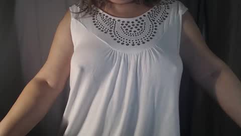 Snapshot of stonenipple chatting on October 13, 1:05 am stonenipple online show from October 13, 1:05 am