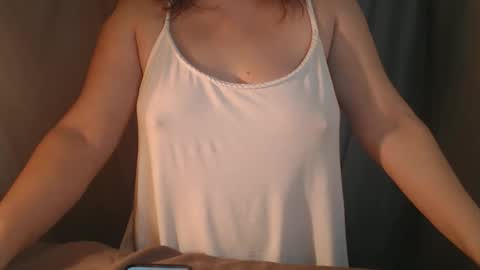 Snapshot of stonenipple chatting on October 15, 2:11 am stonenipple online show from October 15, 2:11 am