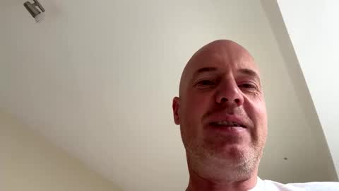 Stoodley22 online show from October 19, 9:43 am