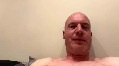 Stoodley22 online show from April 21, 8:44 pm