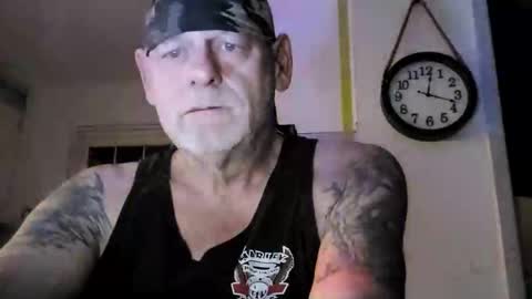 Snapshot of stormynorm14 chatting on December 7, 5:15 am stormynorm14 online show from December 7, 5:15 am