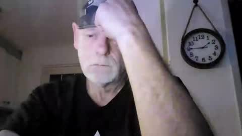 Snapshot of stormynorm14 chatting on December 8, 6:43 am stormynorm14 online show from December 8, 6:43 am