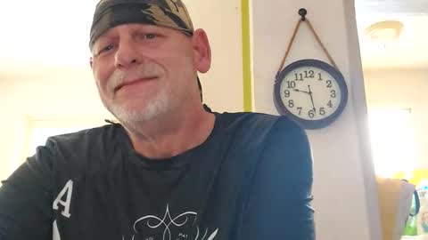 Snapshot of stormynorm14 chatting on December 21, 2:26 pm stormynorm14 online show from December 21, 2:26 pm