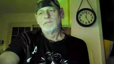 Snapshot of stormynorm14 chatting on December 22, 5:23 am stormynorm14 online show from December 22, 5:23 am