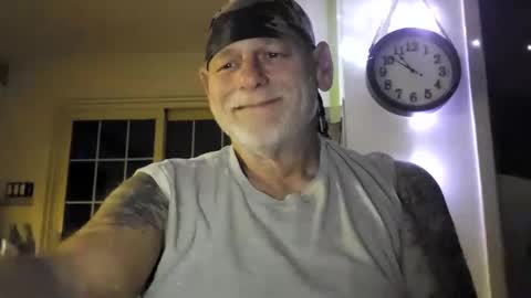 Snapshot of stormynorm14 chatting on December 23, 3:50 am stormynorm14 online show from December 23, 3:50 am
