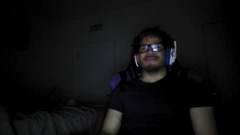 Snapshot of str8dj chatting on March 19, 6:17 am Dj online show from March 19, 6:17 am