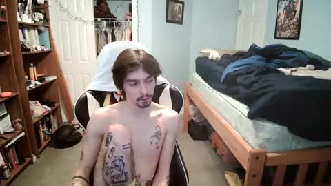 str8whiteboy21 online show from March 2, 3:27 pm