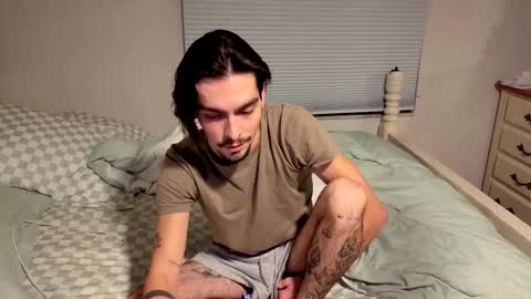 str8whiteboy21 online show from November 25, 6:24 am