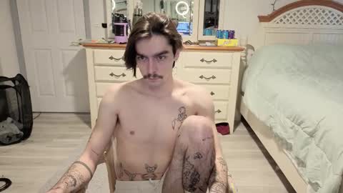 str8whiteboy21 online show from February 17, 8:04 pm