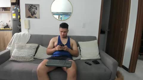 straight__friends online show from May 16, 1:32 pm