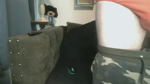 Snapshot of straitpipermann22 chatting on October 3, 7:55 pm straitpipermann22 online show from October 3, 7:55 pm