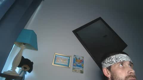 Snapshot of straitpipermann22 chatting on October 4, 6:17 pm straitpipermann22 online show from October 4, 6:17 pm