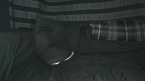 Snapshot of straitpipermann22 chatting on October 20, 5:52 am straitpipermann22 online show from October 20, 5:52 am