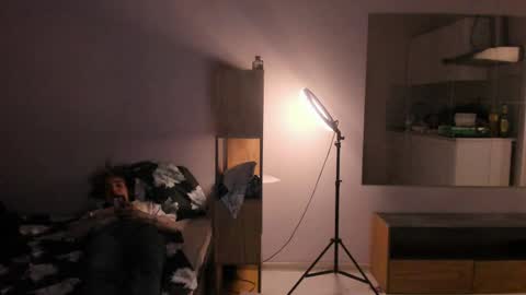Snapshot of stralght_twinks chatting on April 18, 7:07 pm Ray online show from April 18, 7:07 pm