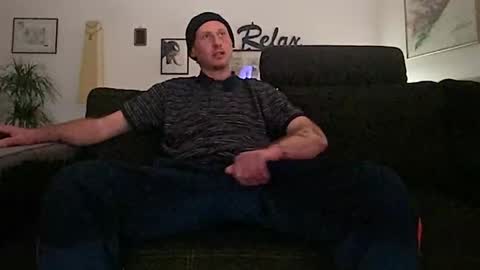 Snapshot of strammer_willi chatting on January 19, 12:36 am strammer_willi online show from January 19, 12:36 am