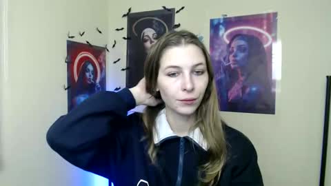 Amalia online show from November 5, 7:08 am