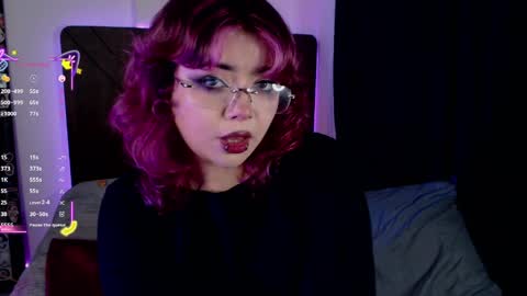 Snapshot of strangergirlxxx chatting on April 16, 11:00 am Carla Independent model online show from April 16, 11:00 am