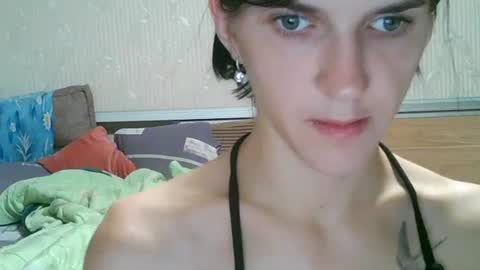 Strawberry Storm online show from September 29, 8:35 pm