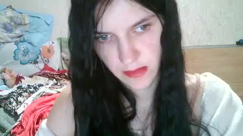 Snapshot of strawberry_storm chatting on April 15, 8:09 pm Strawberry Storm online show from April 15, 8:09 pm