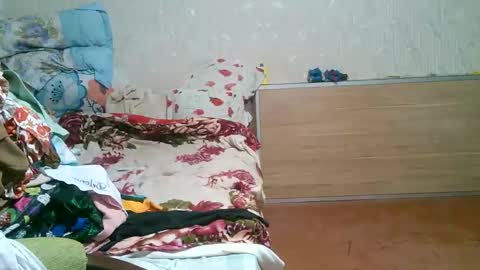 Snapshot of strawberry_storm chatting on April 29, 8:26 pm Strawberry Storm online show from April 29, 8:26 pm