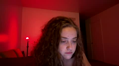 Strawberrylotsacake online show from September 30, 5:23 am