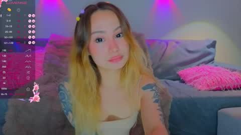 Tati and Lola online show from May 22, 7:48 am